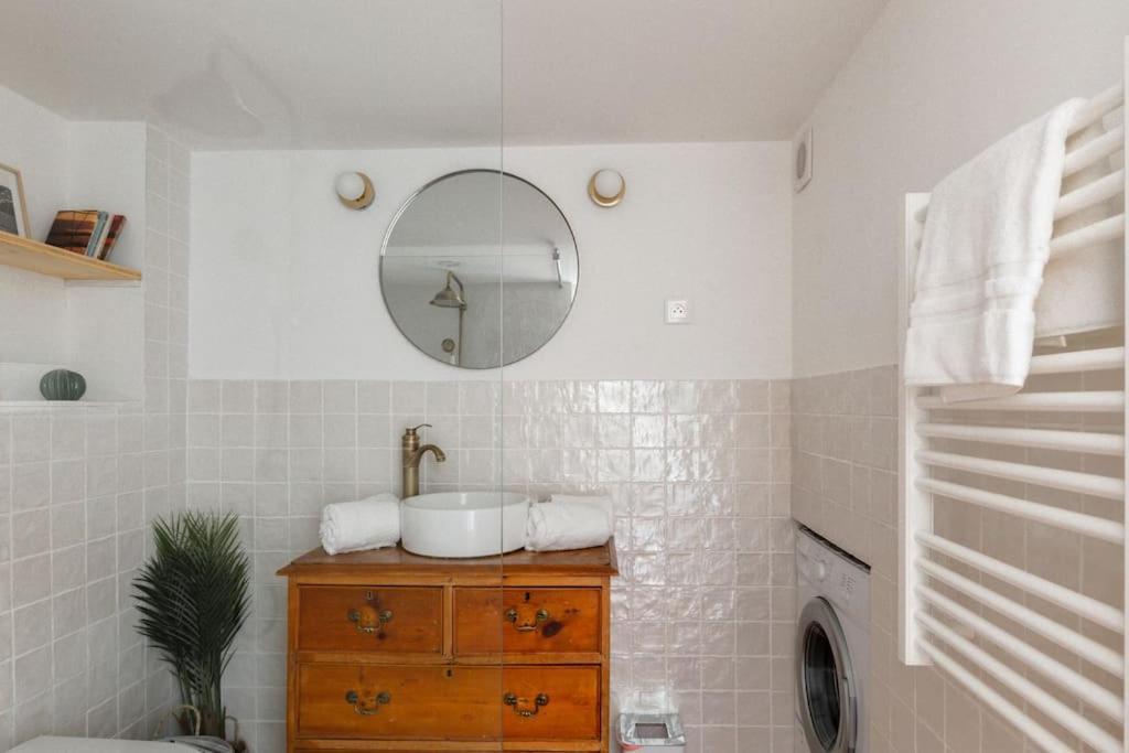 Appartement Authentique Situe En Plein Centre D'Антиб Экстерьер фото